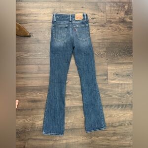 Levi's Women's Classic Blue Flare Jeans